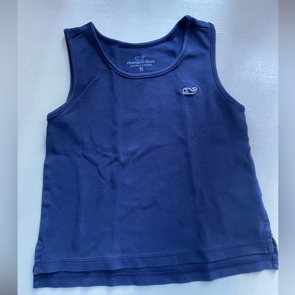 Vineyard Vines navy blue tank top 5-6